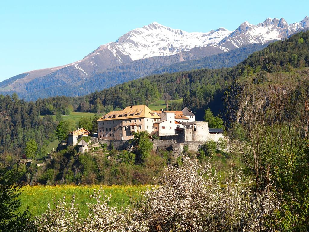 Schloss Sonnenburg Hotel San Lorenzo di Sebato Exterior foto